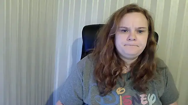 Snapshot of HarmonyKarera chatting on November 2025 10:04:02 PM HarmonyKarera online show from November 2025 10:04:02 PM