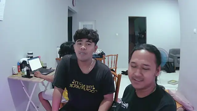 latexidn online show from December 2025 10:38:01 PM