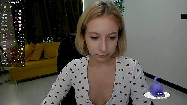 Snapshot of Emma_Garcias chatting on October 2025 11:09:02 AM Emma Garcias online show from October 2025 11:09:02 AM