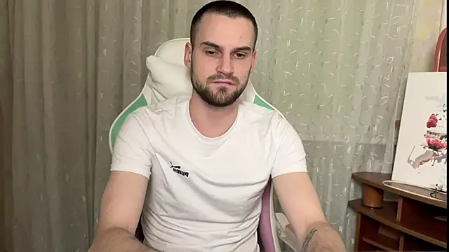 Snapshot of Iveraan chatting on October 2025 06:35:02 PM Iveraan online show from October 2025 06:35:02 PM