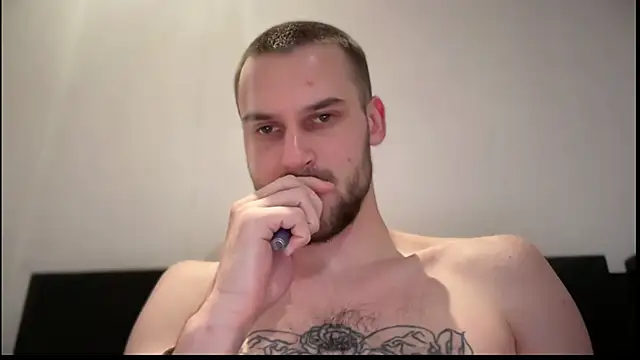 Snapshot of Iveraan chatting on October 2025 06:14:02 PM Iveraan online show from October 2025 06:14:02 PM