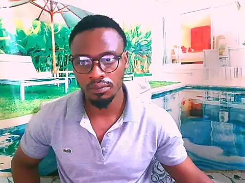 Snapshot of EbonyTiger69 chatting on November 2025 06:18:01 PM EbonyTiger69 online show from November 2025 06:18:01 PM