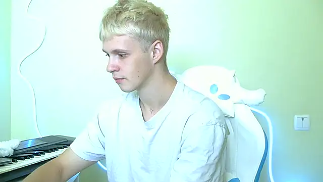  Timmy Boy  online show from October 2025 10:24:01 AM