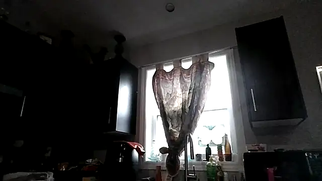 Snapshot of october1992xx chatting on November 2025 07:46:02 PM october1992xx online show from November 2025 07:46:02 PM