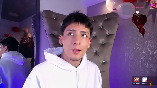 Snapshot of MateoMitchell chatting on February 2026 04:46:01 AM MateoMitchell online show from February 2026 04:46:01 AM