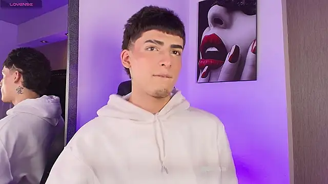 Snapshot of MateoMitchell chatting on March 2026 05:02:02 AM MateoMitchell online show from March 2026 05:02:02 AM