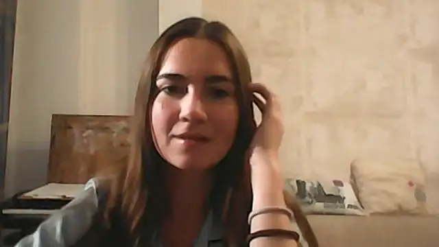 Snapshot of JinnyVibes chatting on October 2025 10:12:02 AM JinnyVibes online show from October 2025 10:12:02 AM