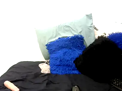 Snapshot of DarkLaddy chatting on October 2025 04:29:02 PM DarkLaddy online show from October 2025 04:29:02 PM