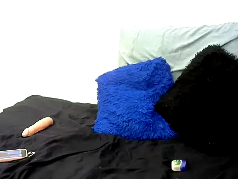 Snapshot of DarkLaddy chatting on October 2025 05:13:02 PM DarkLaddy online show from October 2025 05:13:02 PM