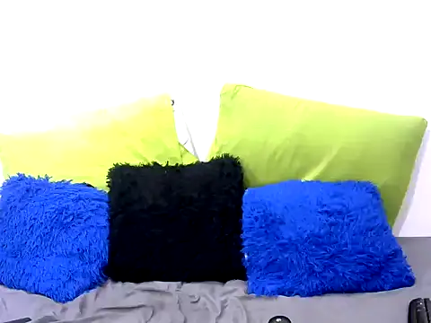 Snapshot of DarkLaddy chatting on November 2025 04:25:01 AM DarkLaddy online show from November 2025 04:25:01 AM