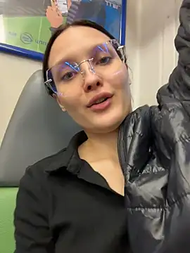 Snapshot of Marie_Brandy chatting on October 2025 02:05:02 PM Marie Brandy online show from October 2025 02:05:02 PM