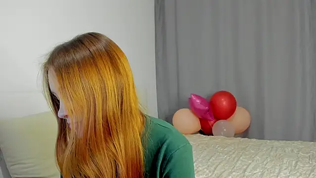 MarindaRuud online show from November 2025 11:33:02 AM