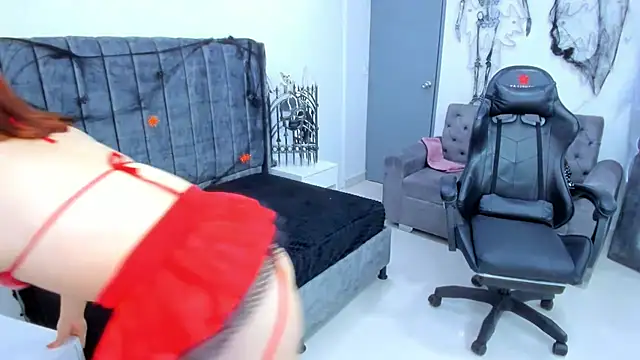 kate cortes online show from October 2025 12:28:02 PM