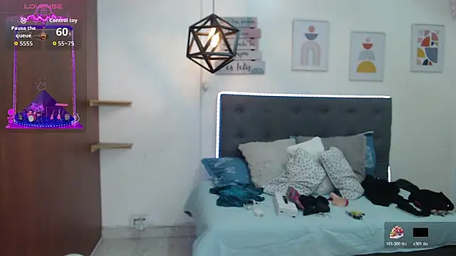 Snapshot of rosse_m chatting on December 2025 01:38:02 PM rosse m online show from December 2025 01:38:02 PM