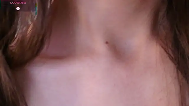 Snapshot of Playful_Lia chatting on October 2025 03:33:01 PM Playful Lia online show from October 2025 03:33:01 PM