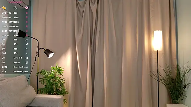 Snapshot of Playful_Lia chatting on November 2025 02:13:01 PM Playful Lia online show from November 2025 02:13:01 PM