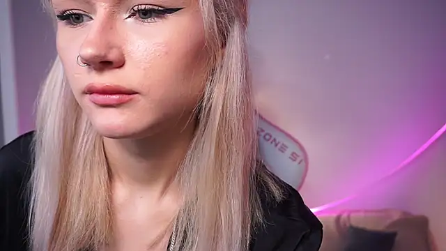 Snapshot of Celeste_eyes0n chatting on November 2025 08:49:01 PM Celeste eyes0n online show from November 2025 08:49:01 PM