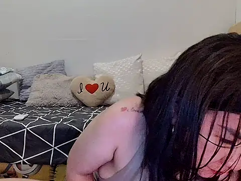 KissHott online show from May 2026 09:36:01 AM