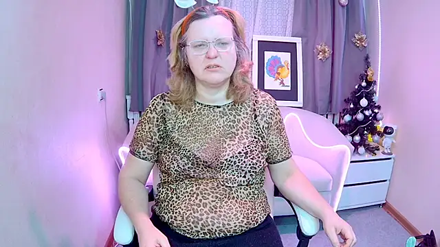 Snapshot of VestaWoody chatting on November 2025 07:21:02 AM VestaWoody online show from November 2025 07:21:02 AM