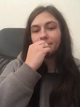 Snapshot of Twolatte1520 chatting on November 2025 10:14:01 AM Twolatte1520 online show from November 2025 10:14:01 AM