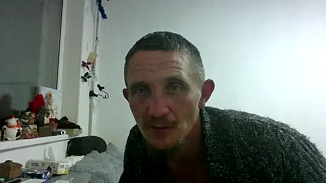 Twolatte1520 online show from May 2026 10:37:01 PM