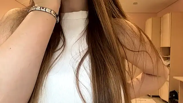 Snapshot of GilySuper chatting on October 2025 02:42:02 AM GilySuper online show from October 2025 02:42:02 AM