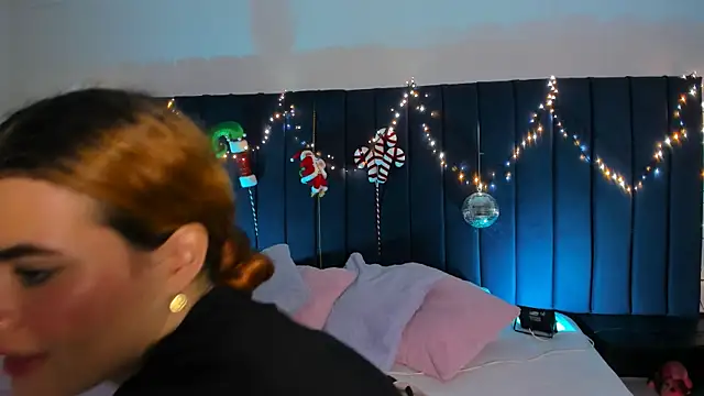 Snapshot of abby_murphy chatting on November 2025 10:44:02 PM abby murphy online show from November 2025 10:44:02 PM