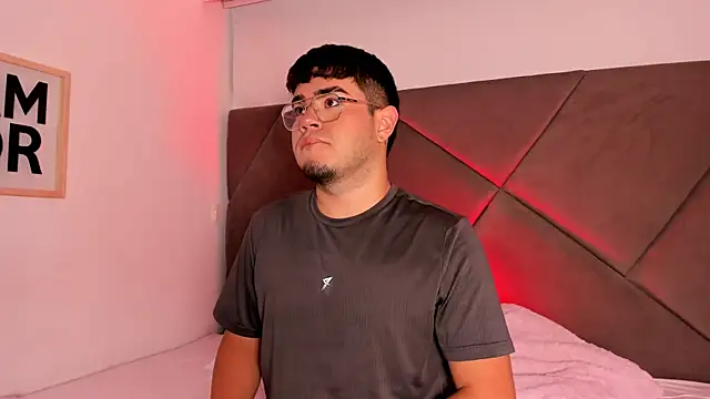 Snapshot of thiago_occonor chatting on October 2025 12:36:02 PM thiago occonor online show from October 2025 12:36:02 PM