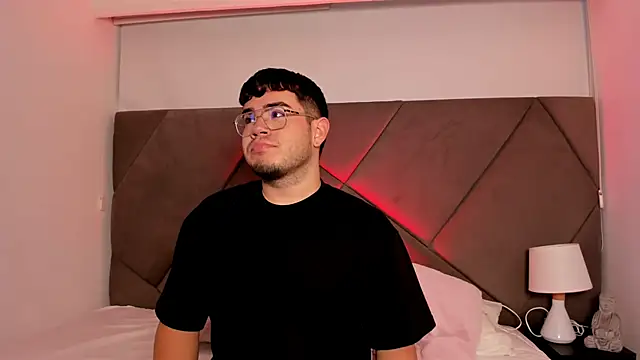 Snapshot of thiago_occonor chatting on October 2025 12:59:01 PM thiago occonor online show from October 2025 12:59:01 PM