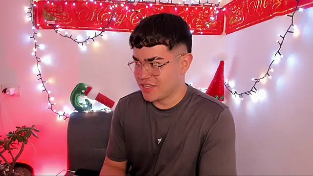 Snapshot of thiago_occonor chatting on November 2025 07:29:01 AM thiago occonor online show from November 2025 07:29:01 AM