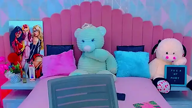 Snapshot of miss_dania75 chatting on November 2025 05:18:02 AM miss dania75 online show from November 2025 05:18:02 AM