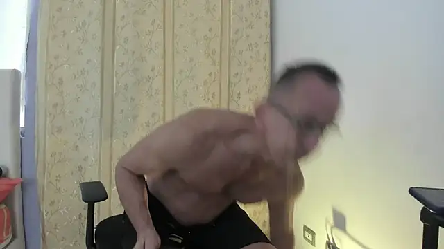  axelking  online show from March 2026 11:35:01 AM