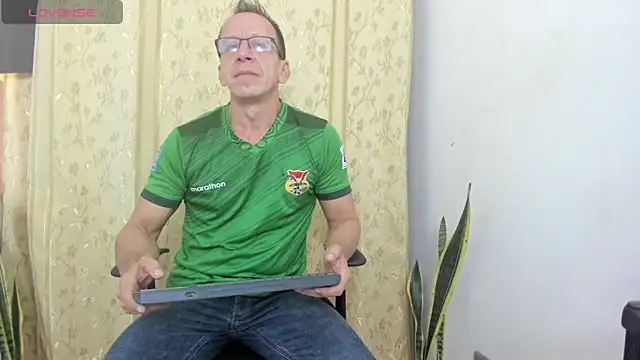  axelking  online show from June 2026 11:40:02 AM