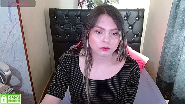 Snapshot of Cynthi-Sweet chatting on November 2025 07:03:02 PM Cynthi-Sweet online show from November 2025 07:03:02 PM