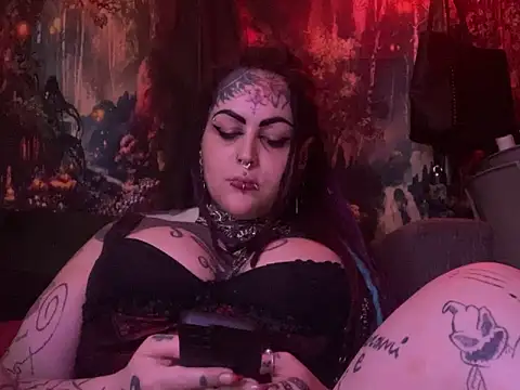 Snapshot of nyxvelon chatting on November 2025 10:15:02 PM nyxvelon online show from November 2025 10:15:02 PM