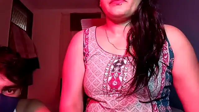 horny milf couple online show from April 2026 10:57:02 AM