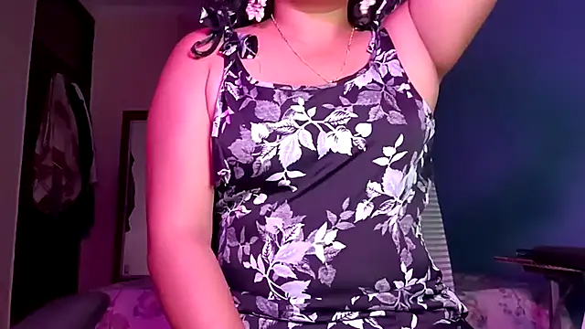 horny milf couple online show from May 2026 07:11:01 PM