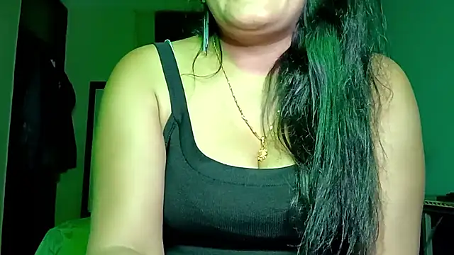 horny milf couple online show from May 2026 06:37:02 PM