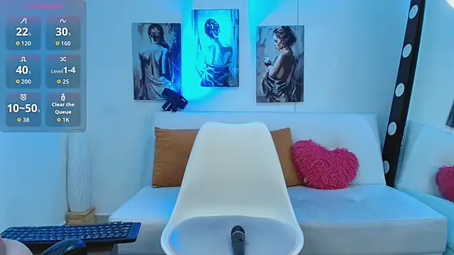 Snapshot of marilyn_golden_ chatting on December 2025 08:07:02 PM marilyn golden online show from December 2025 08:07:02 PM