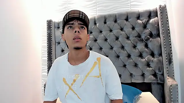 Snapshot of JACCOCK_4 chatting on November 2025 03:50:01 AM JACCOCK 4 online show from November 2025 03:50:01 AM