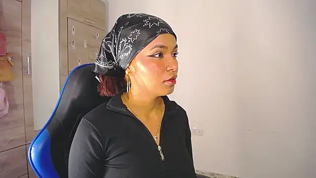 Snapshot of AAfrodithaa chatting on October 2025 09:10:01 AM AAfrodithaa online show from October 2025 09:10:01 AM