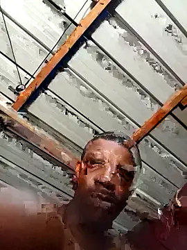 Snapshot of Dicklors chatting on November 2025 11:46:01 AM Dicklors online show from November 2025 11:46:01 AM