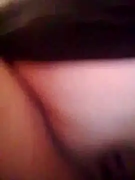 Snapshot of LusiyaGold5 chatting on October 2025 01:57:01 AM LusiyaGold5 online show from October 2025 01:57:01 AM