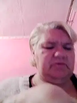 Snapshot of LusiyaGold5 chatting on October 2025 05:14:02 PM LusiyaGold5 online show from October 2025 05:14:02 PM