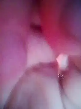 Snapshot of LusiyaGold5 chatting on October 2025 08:31:01 PM LusiyaGold5 online show from October 2025 08:31:01 PM