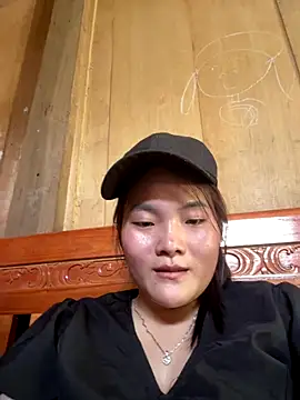 Snapshot of Beautiful-light22 chatting on October 2025 04:32:01 AM Beautiful-light22 online show from October 2025 04:32:01 AM