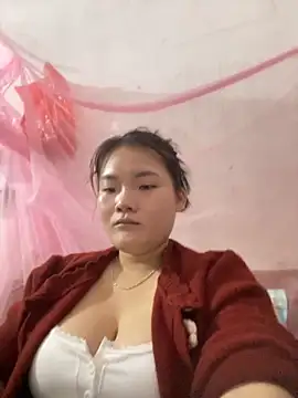 Snapshot of Beautiful-light22 chatting on October 2025 03:56:02 AM Beautiful-light22 online show from October 2025 03:56:02 AM