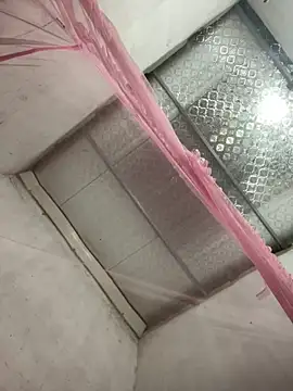 Snapshot of Beautiful-light22 chatting on November 2025 04:57:02 PM Beautiful-light22 online show from November 2025 04:57:02 PM