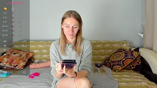 Amalia Mio online show from November 2025 11:02:02 AM