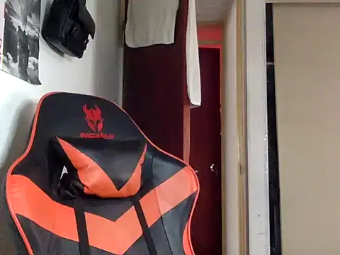 Snapshot of kaspar_6 chatting on October 2025 05:02:02 PM kaspar 6 online show from October 2025 05:02:02 PM